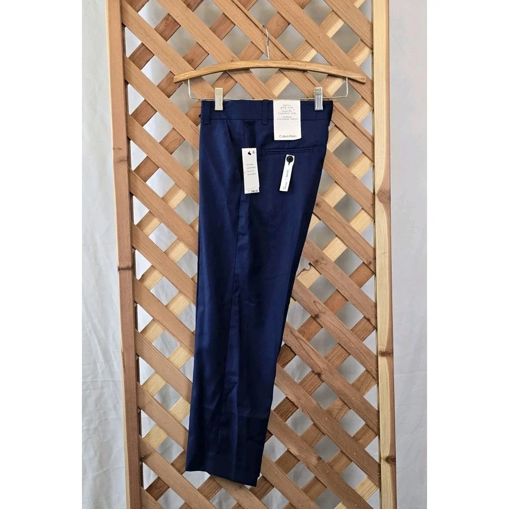 NWT Calvin Klein Boys Flat-Front Bi-Stretch Dress Pant - Bright Blue - Size 10‎